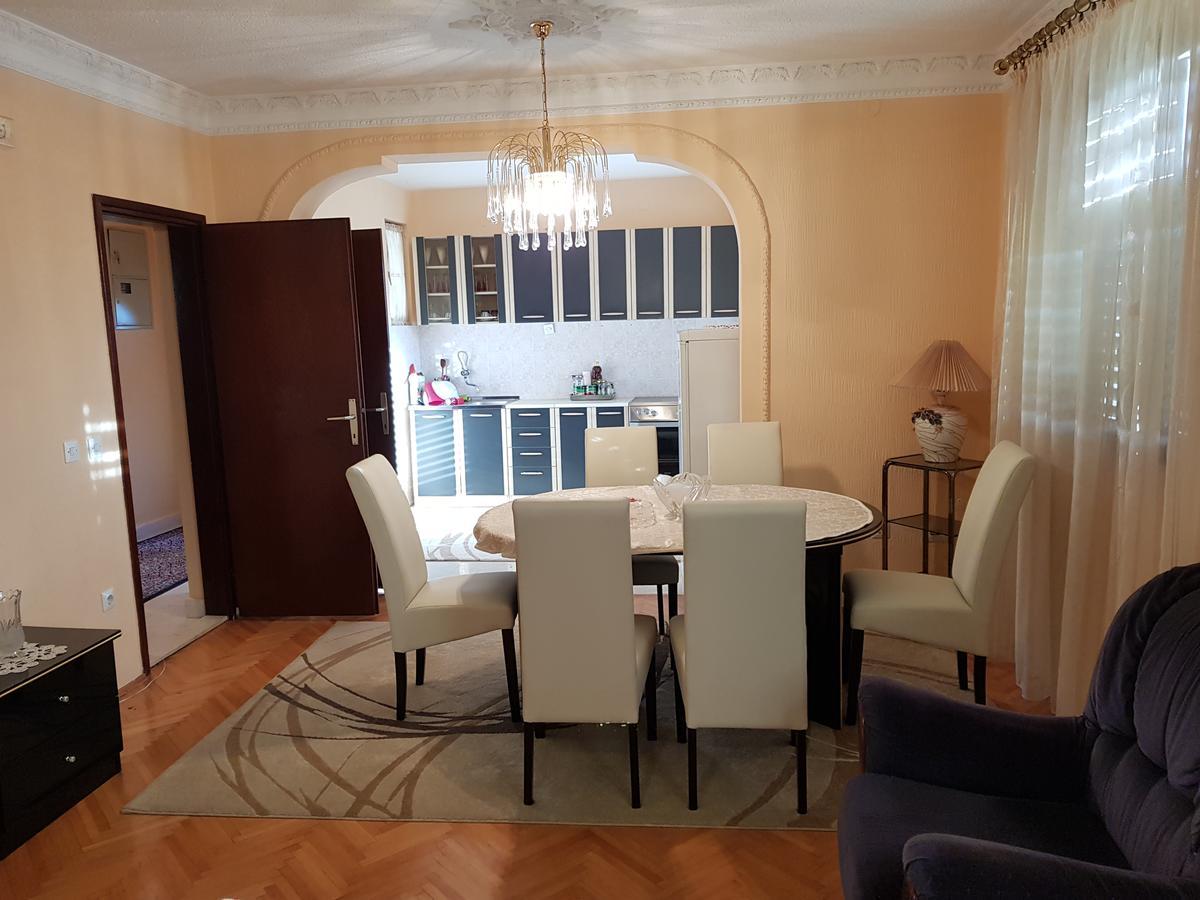 Holiday Home Celuga Бар Екстер'єр фото